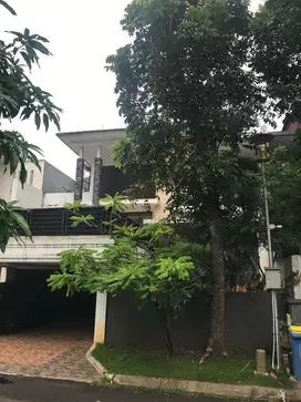 Dijual rumah di Cibubur Jakarta Timur