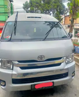 FS TOYOTA HI ACE COMUTER 2022 EURO 2