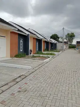 Rumah subsidi konsep cluster dekat stasiun Parung kuda