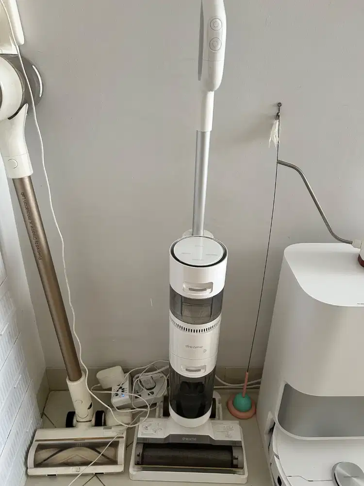 penyedot debu dan pel