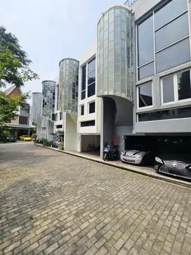 Rumah Dijual Pejaten - Jati Padang. Butuh Renov Ringan. HARGA NEGO!