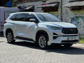 Toyota Innova Zenix Q  TSS.Modelista 2.0 Hybrid AT Terwat