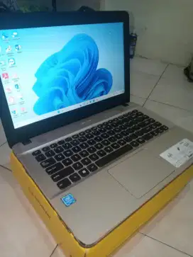 Laptop Asus x441m