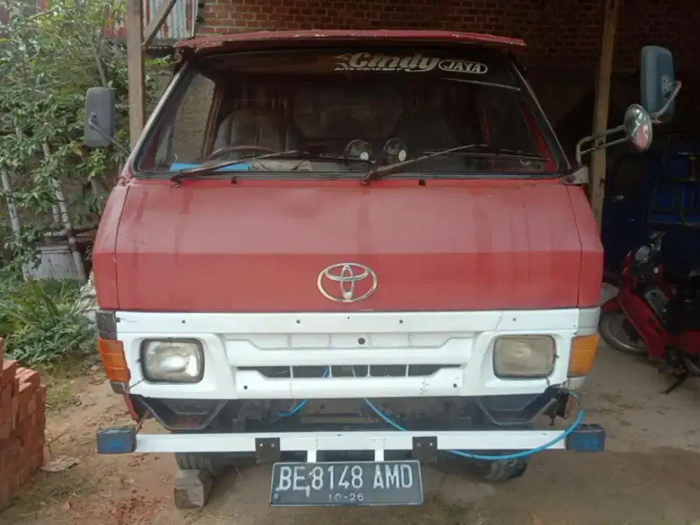 Jual Mobil Toyota Rhino