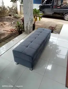 Barbershop sofa stroange