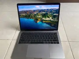 MacBook Pro 2017 13” i5 / 8GB / 256GB – Harga Nego