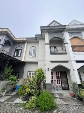 RUMAH 2 LANTAI HARGA 1 LANTAI RINGROAD