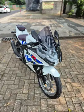 Dijual Suzuki GSX 150R tahun 2017 pajak hidup panjang