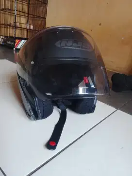 Helm NJS ORI UK M warna hitam