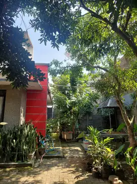 Dijual Rumah plus Gudang Material Cisangkan Cimahi Tengah kota Cimahi