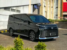 DP 11jt New Voxy 2022 Hitam Matic 2.0 Cvt Toyota AT bs TT