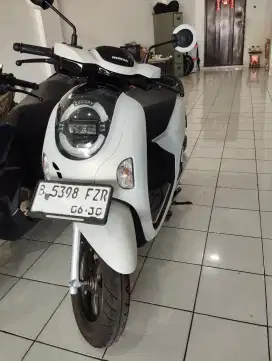 LIKE NEW SCOOPY PRESTIGE 2025 KM 900 Cash Kredit TT dp 1750