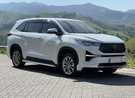 Toyota Innova Zenix 2.0 Q Hybrid TSS Modelista RSE At 2023 km +/- 27rb