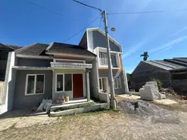Rumah murah tegalgondo malang belakang kampus UMM