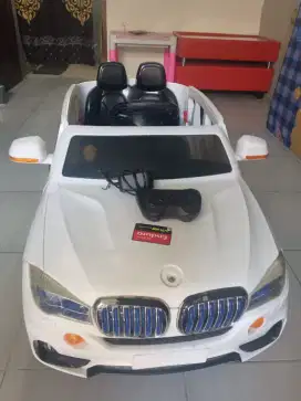 Mobil Mainan Aki