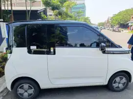 Air EV lite 200