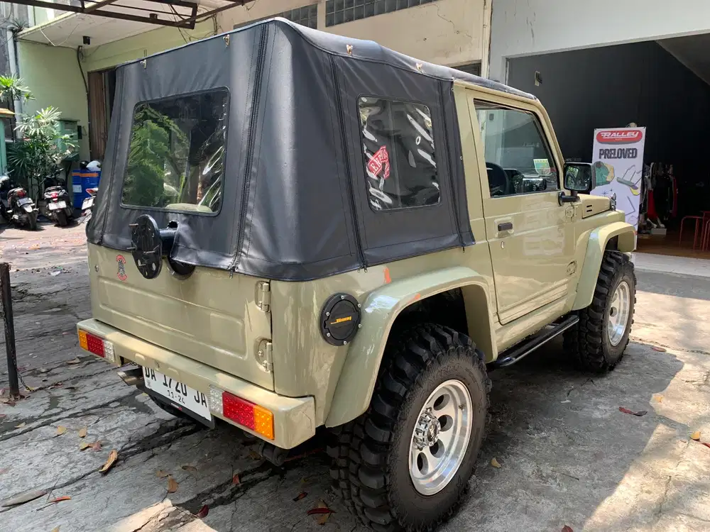 Suzuki Jimny 1984 Bensin