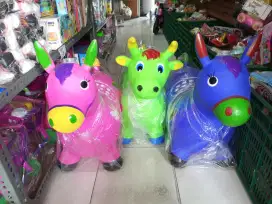 Mainan Anak Kuda Karet Naik Musik