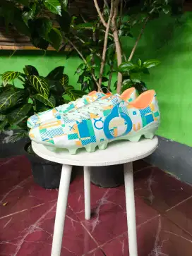 Sepatu Bola Ortuseight