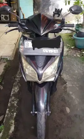 Dijual Vario KZR 125 CC tahun 2014