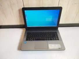 A649 asus X441M intel pentium silver N5000 Ram 4GB ssd 256GB