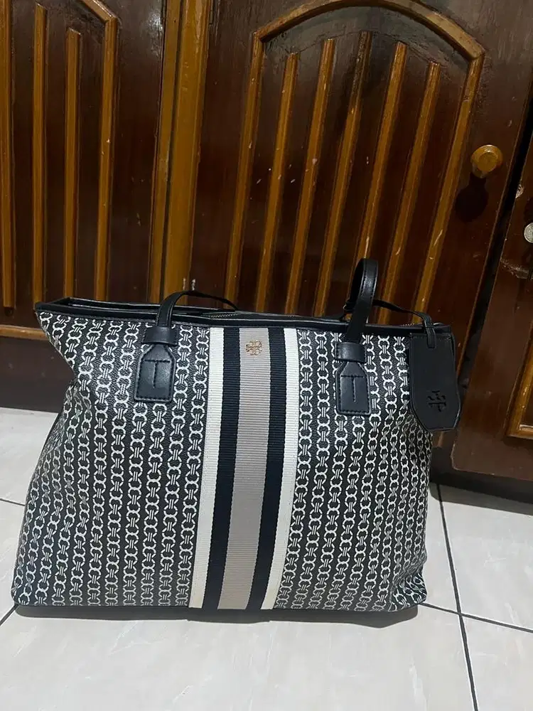 Preloved Tas Tory Burch