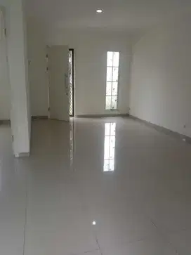 DI SewaKan Rumah Suvarna Sutera  Daru, TERMURAH !!!