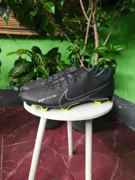 SEPATU BOLA NIKE ZOOM VPR 15 ACADEMY FG