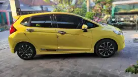 JAZZ RS 2016 AT low km