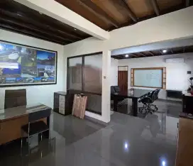 Jual kursi direktur,meja rapat besar,meja kantor dll
