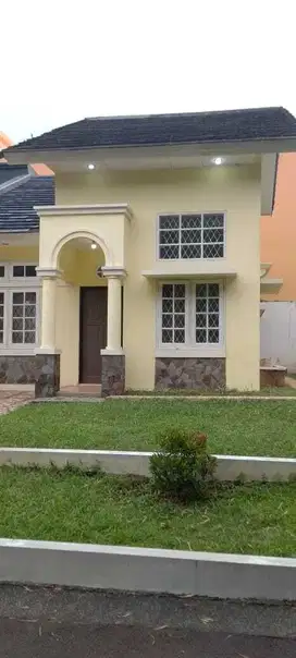 Dijual rumah  di kotawisata cibubur