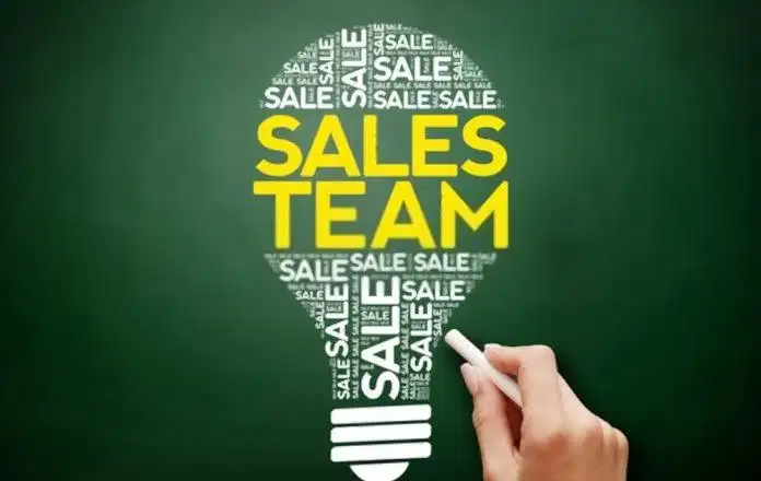 Sales komputer dan laptop
