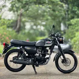 KAWASAKI W175 SE HITAM 2019 KM 11K PAJAK PANJANG FULL MULUS