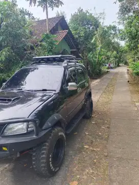 Daihatsu Taruna CSR MT