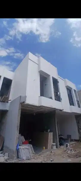 Di Jual Rumah Baru 3 kamar didekat Stasiun Jatinegara