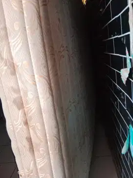Kasur Guhdo scond msih bagus