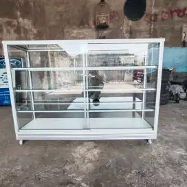 Etalase Kaca Aluminium 1.5 m seperti baru