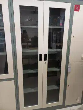 Lemari arsip simon 2 pintu kaca