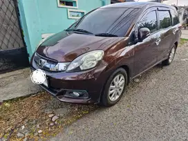 DIJUAL Honda Mobilio E CVT Pemakaian 2015
