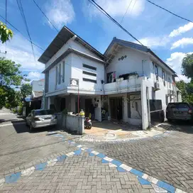 RUMAH DI KELURAHAN BABATAN, WIYUNG SURABAYA