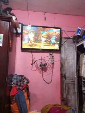 Tv Smart merek LED lengkap full set antena SMA setbox
