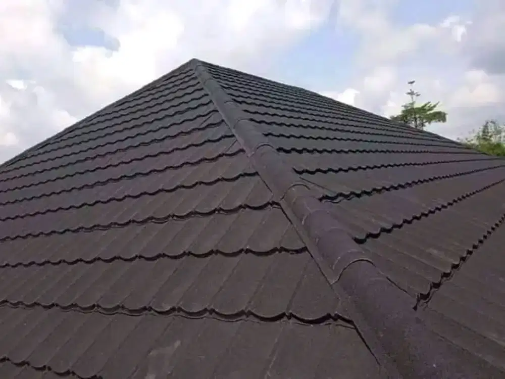 Pemasangan baja ringan dan renovasi atap