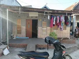 RUMAH DI KELURAHAN CANDIPARI, PORONG SIDOARJO