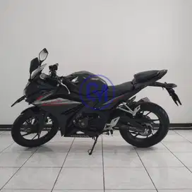 Honda CBR 150R Tahun 2018, cash - Kredit