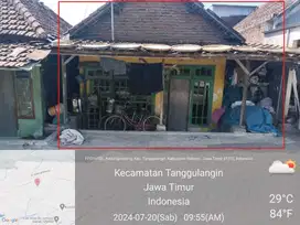 RUMAH DI KELURAHAN KEDUNG BANTENG, TANGGULANGIN, SIDOARJO