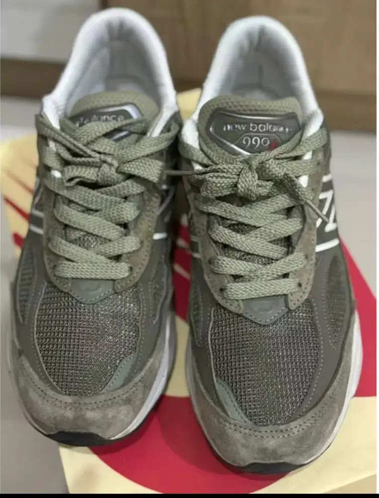 Original New Balance 990 V6