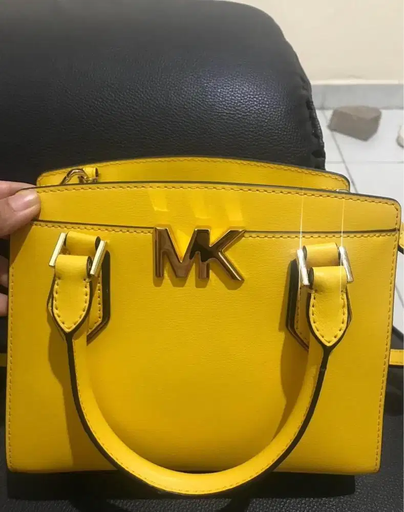 Preloved tas michael kors
