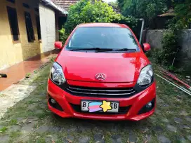 Daihatsu Ayla X AT merah