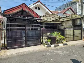Rumah Di Sutorejo Prima Utara Surabaya Bagus Terawat Strategis