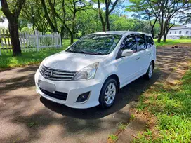 JUAL CASH GRAND LIVINA 1.5 ULTIMATE AUTOMATIC 2012 PUTIH NISSAN